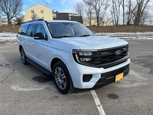 2025 Ford Expedition Max Active 4x4