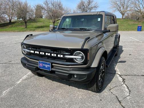 MARSH GRAY 2025 Ford Bronco Outer Banks