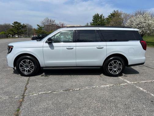 SPACE SILVER METALLIC 2025 Ford Expedition Max Active 4x4