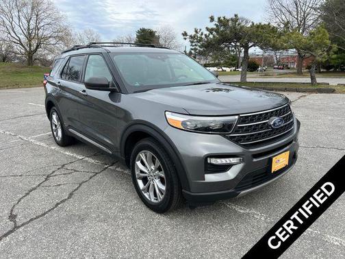 CARBONIZED GRAY METALLIC 2023 Ford Explorer XLT