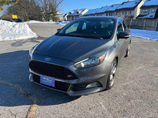 2018 Ford Focus ST 