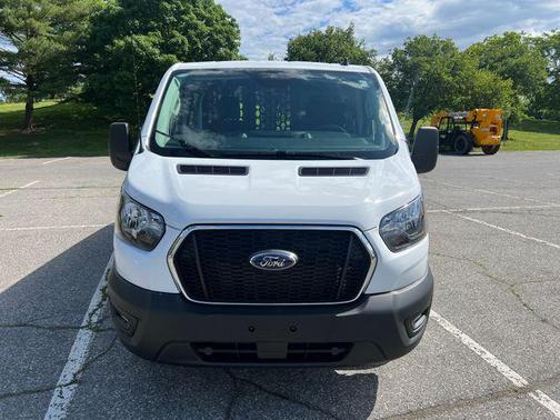 OXFORD WHITE 2025 Ford Transit-250 Base