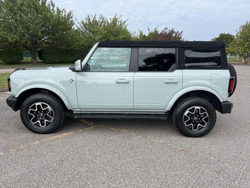 2021 Ford Bronco Outer Banks