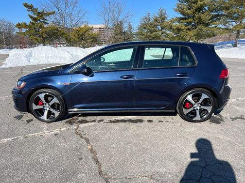 2015 Volkswagen Golf GTI 2.0T Autobahn 4-Door