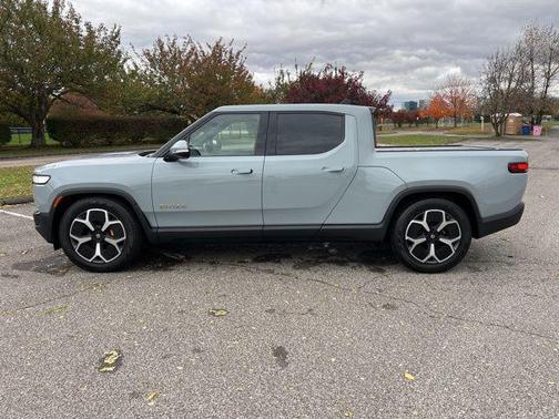 2022 Rivian R1T Adventure