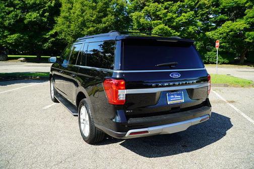 2022 Ford Expedition Max XLT
