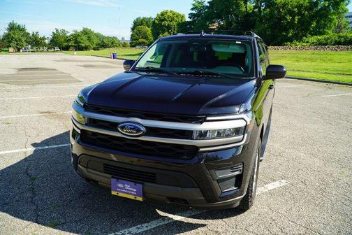 2022 Ford Expedition Max XLT