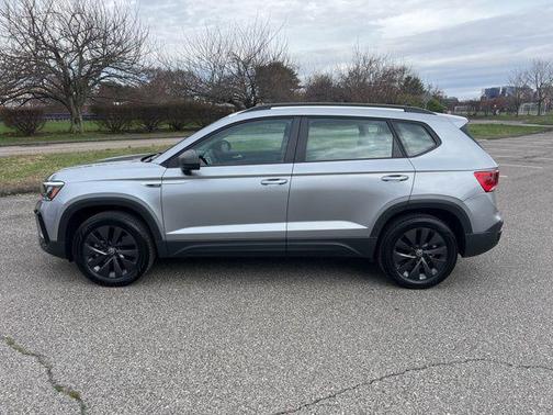 2022 Volkswagen Taos 1.5T S