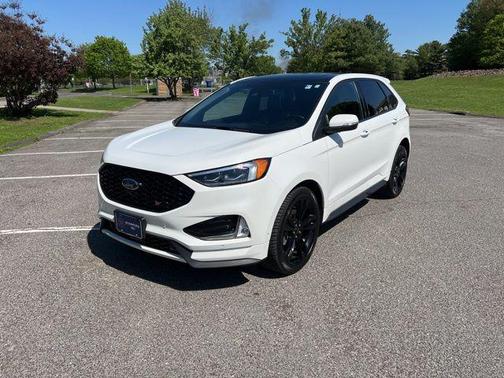 2022 Ford Edge ST