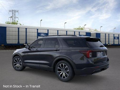 Agate Black Metallic 2026 Ford Explorer ST-Line