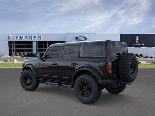 SHADOW BLACK 2026 Ford Bronco Badlands
