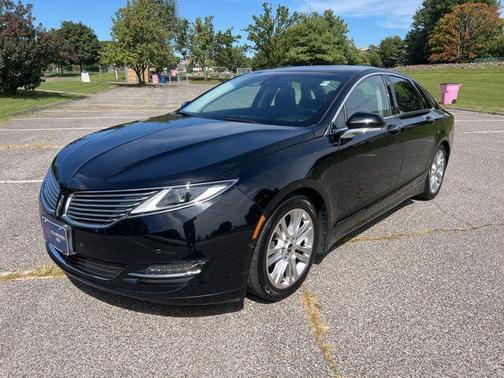 2016 Lincoln MKZ Base