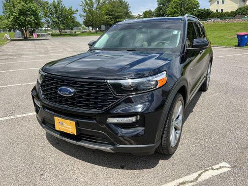 AGATE BLACK METALLIC 2021 Ford Explorer Platinum