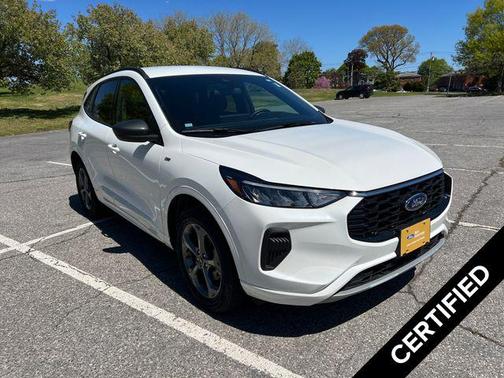 STAR WHITE METALLIC TRI-COAT 2023 Ford Escape ST-Line