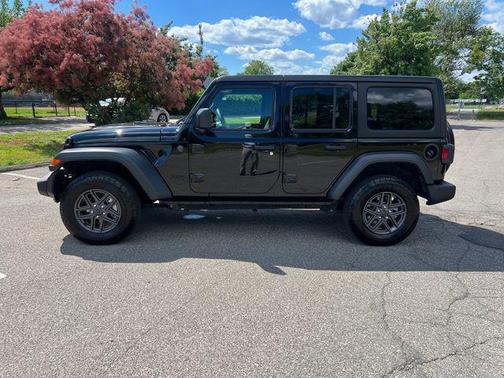 Black Clearcoat 2025 Jeep Wrangler Sport S