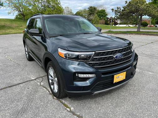 STONE BLUE METALLIC 2023 Ford Explorer XLT
