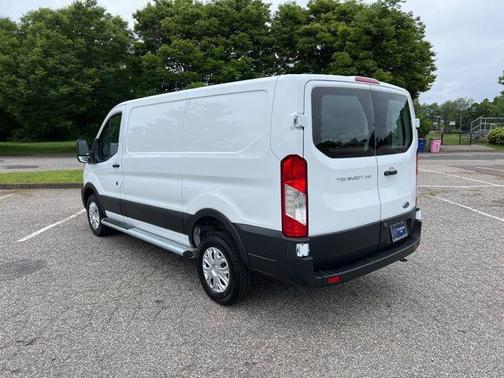 2024 Ford Transit-250 Base