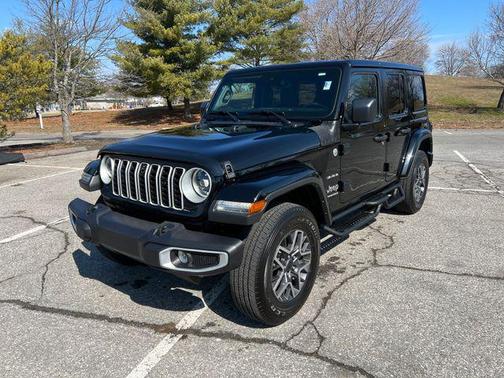 2024 Jeep Wrangler 4-Door Sahara 4x4