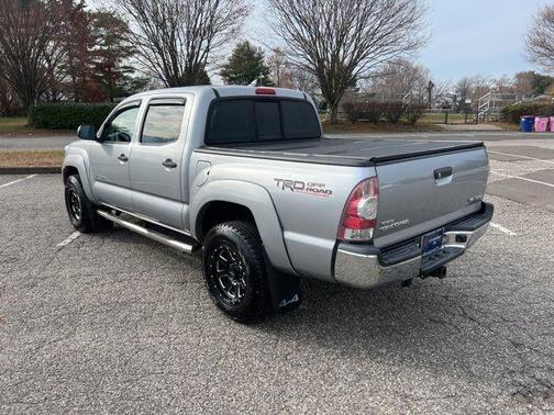 2015 Toyota Tacoma Base