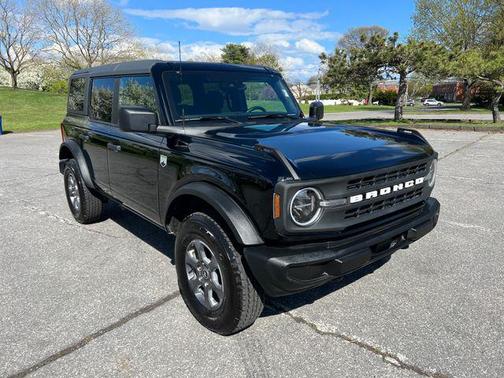 SHADOW BLACK 2025 Ford Bronco Big Bend