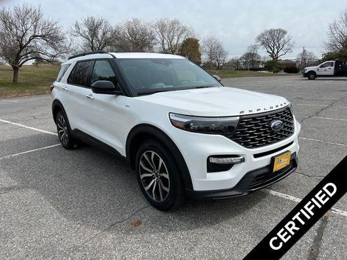 2022 Ford Explorer ST-Line