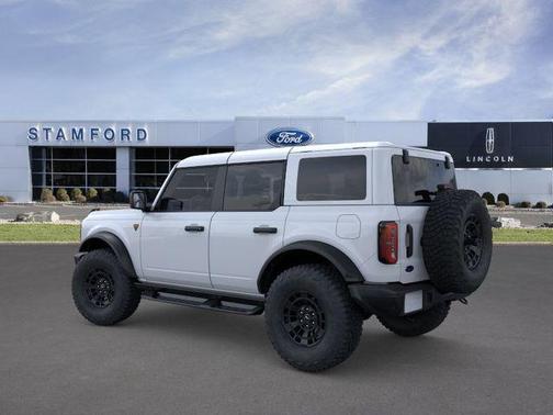 OXFORD WHITE 2026 Ford Bronco Badlands