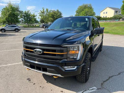 AGATE BLACK METALLIC 2022 Ford F-150 Tremor