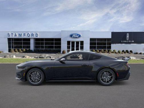 2025 Ford Mustang Dark Horse Fastback