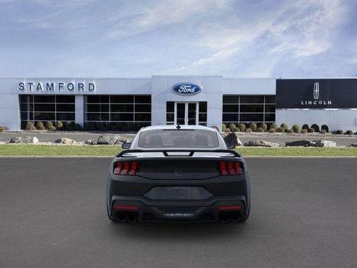 2025 Ford Mustang Dark Horse Fastback