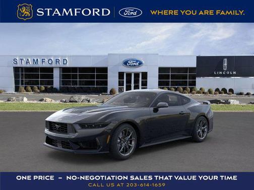 2025 Ford Mustang Dark Horse Fastback