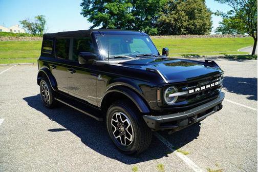 2022 Ford Bronco Outer Banks