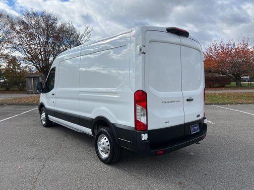 2023 Ford Transit-250 Base