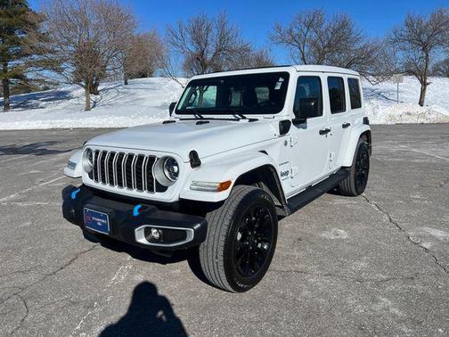 2024 Jeep Wrangler 4xe Sahara