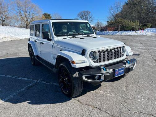 2024 Jeep Wrangler 4xe Sahara
