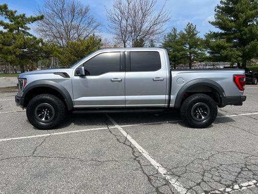ICONIC SILVER METALLIC 2022 Ford F-150 Raptor
