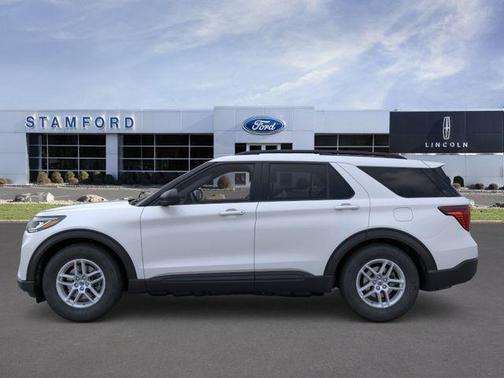 Space White Metallic 2026 Ford Explorer Active