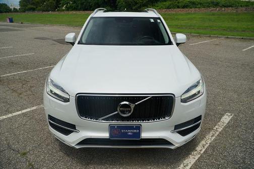 2019 Volvo XC90 T6 Momentum