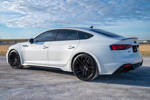 Photo 5 of 27 of 2021 Audi RS 5 2.9T (Tiptronic)