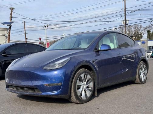 2024 Tesla Model Y Long Range Dual Motor All-Wheel Drive