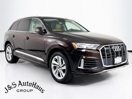2022 Audi Q7 55 Premium Plus