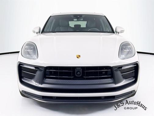 2024 Porsche Macan GTS
