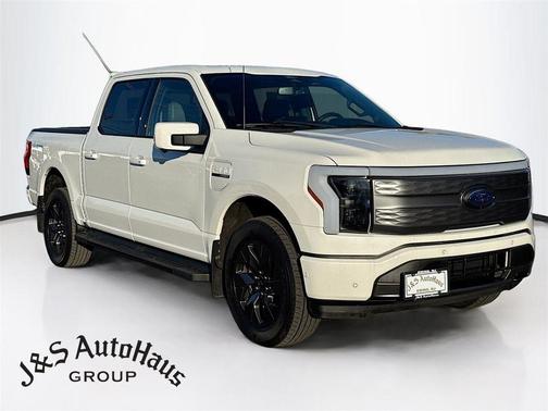 2022 Ford F-150 Lightning LARIAT
