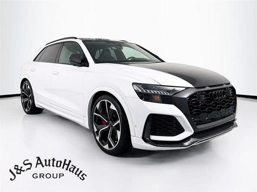 2023 Audi RS Q8 4.0T