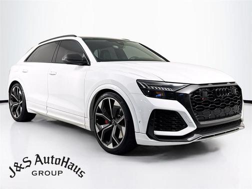 2023 Audi RS Q8 4.0T