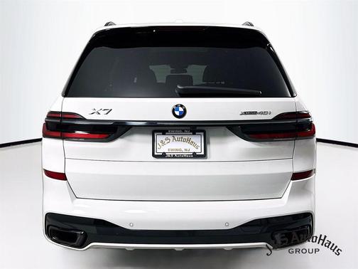 2024 BMW X7 xDrive40i