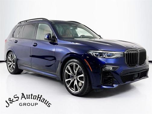 2021 BMW X7 M50i