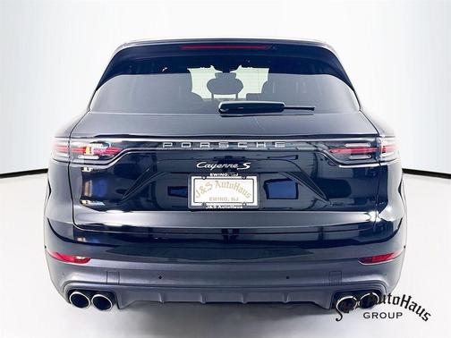 2022 Porsche Cayenne S
