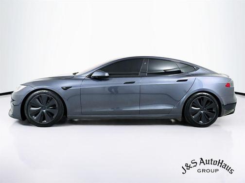 2021 Tesla Model S Plaid