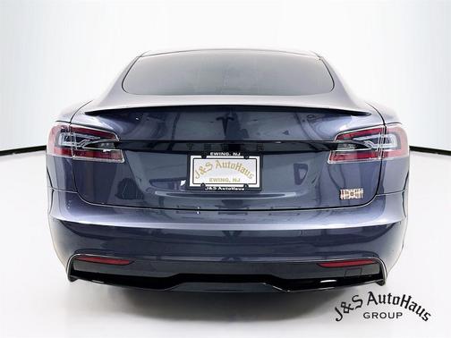 2021 Tesla Model S Plaid
