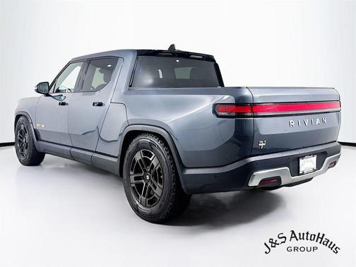 2023 Rivian R1T Adventure Quad Motor Large Pack